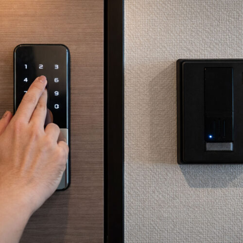 O que avaliar antes de comprar uma fechadura digital residencial